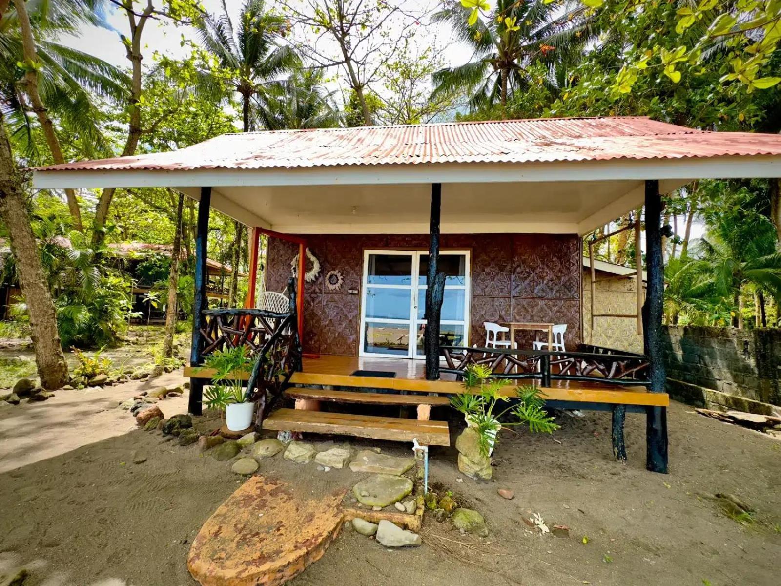 Playa Del Fuego Camiguin Beach Hostel & Resort Mambajao Exteriör bild
