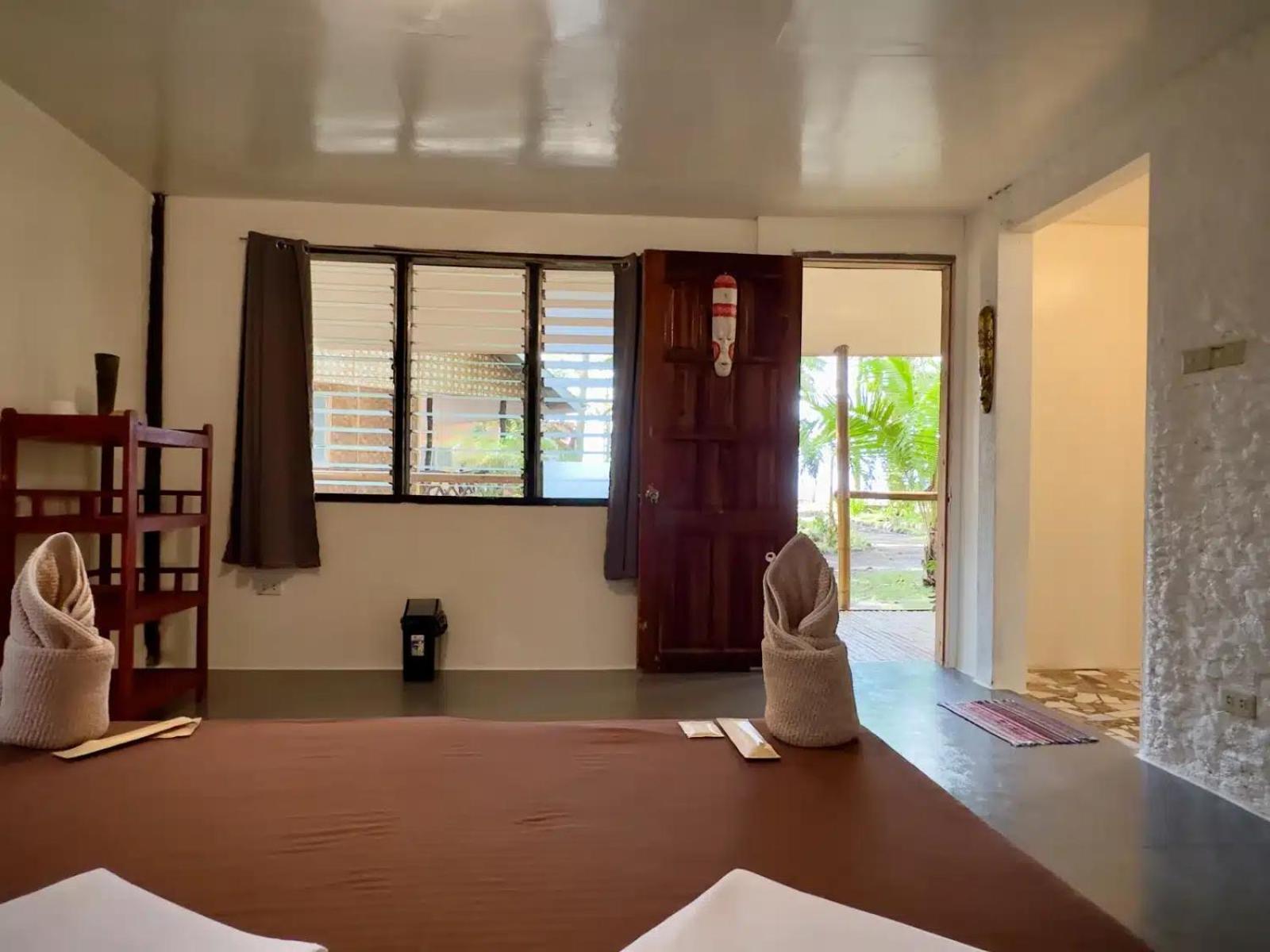 Playa Del Fuego Camiguin Beach Hostel & Resort Mambajao Exteriör bild