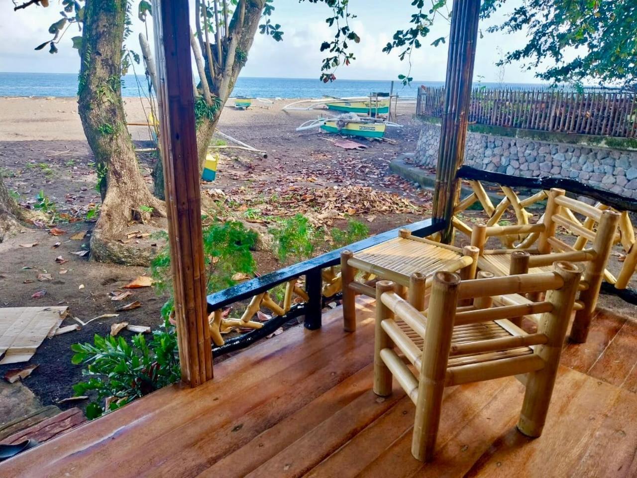 Playa Del Fuego Camiguin Beach Hostel & Resort Mambajao Exteriör bild
