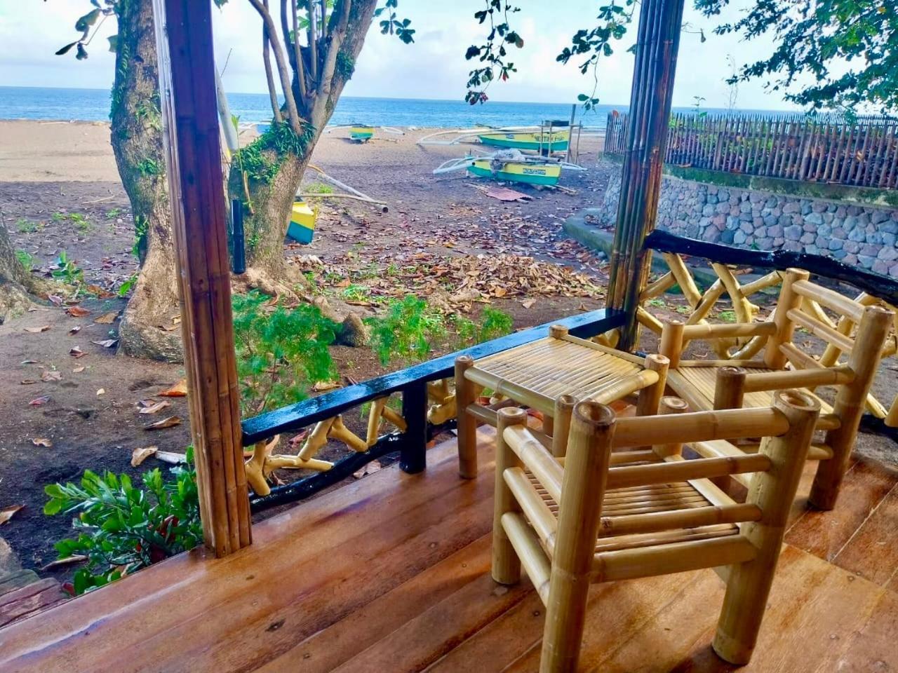Playa Del Fuego Camiguin Beach Hostel & Resort Mambajao Exteriör bild