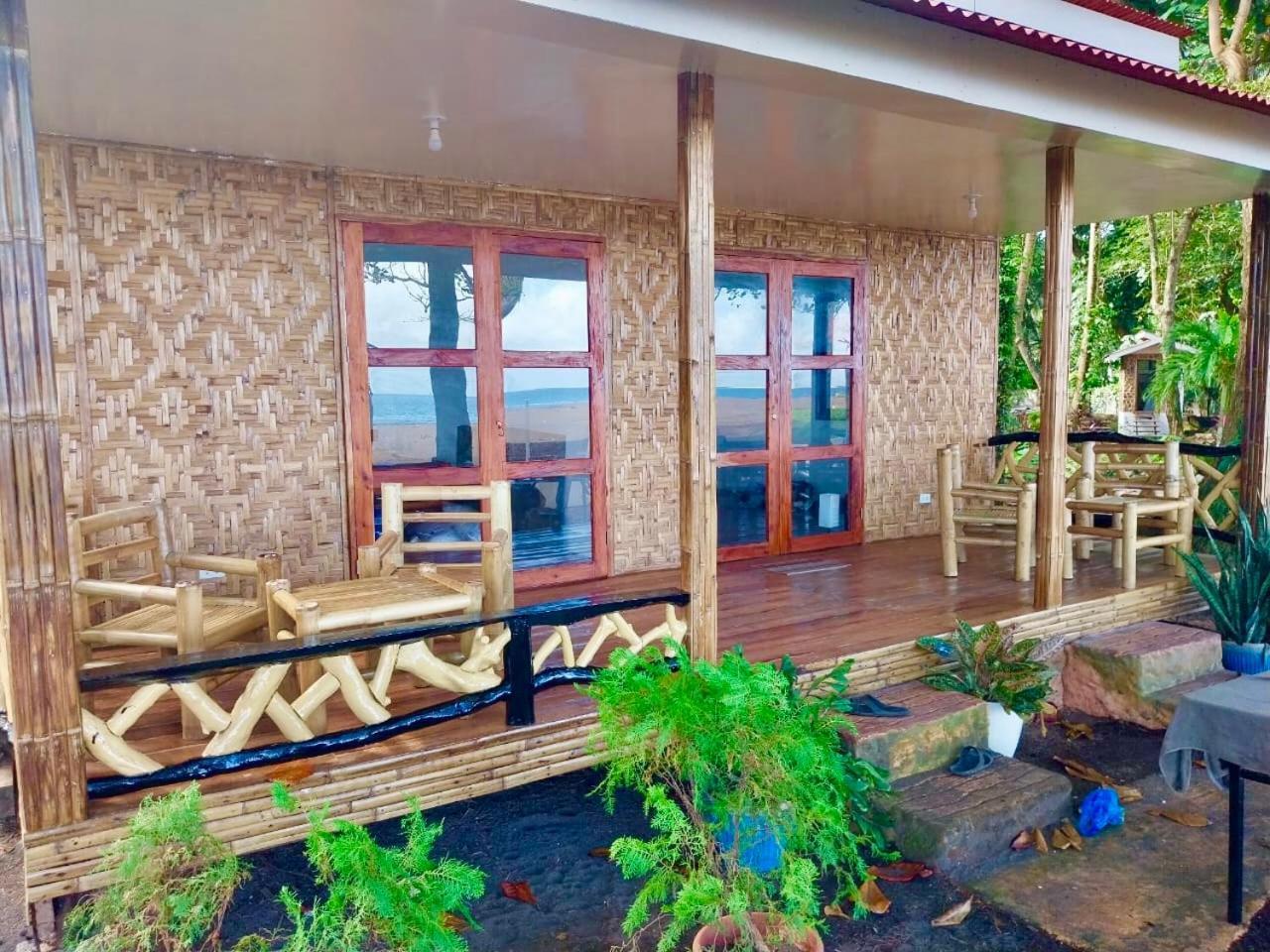 Playa Del Fuego Camiguin Beach Hostel & Resort Mambajao Exteriör bild