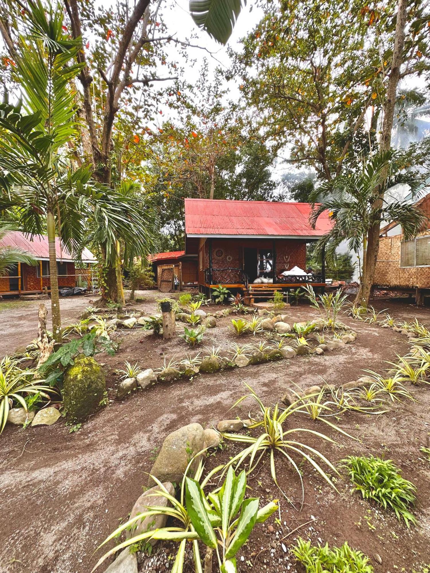 Playa Del Fuego Camiguin Beach Hostel & Resort Mambajao Exteriör bild