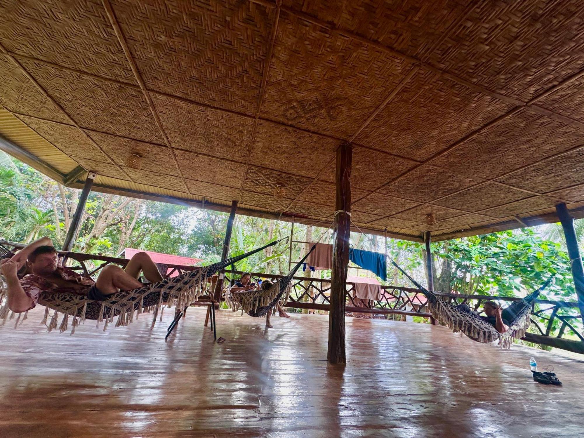 Playa Del Fuego Camiguin Beach Hostel & Resort Mambajao Exteriör bild