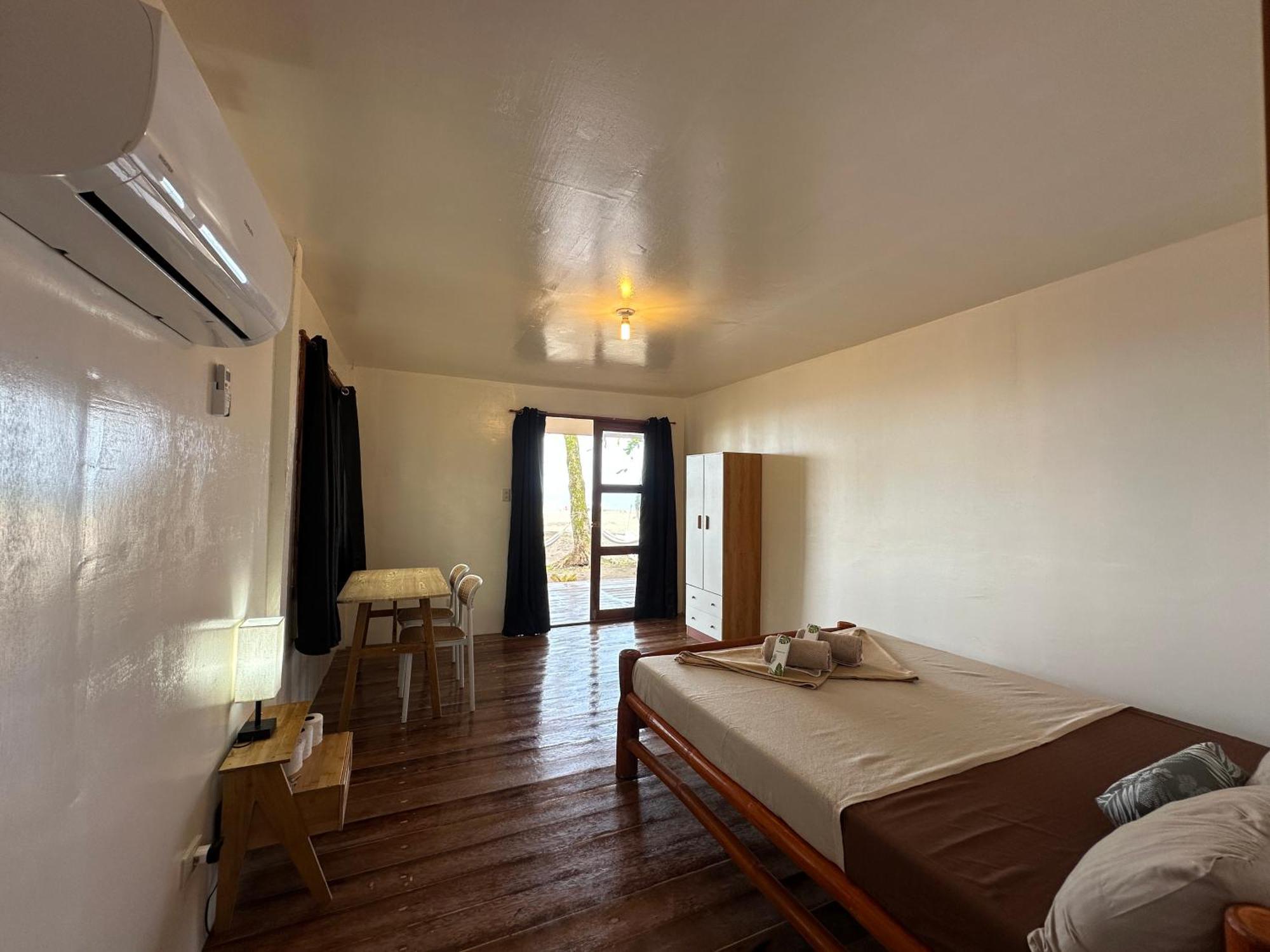 Playa Del Fuego Camiguin Beach Hostel & Resort Mambajao Exteriör bild